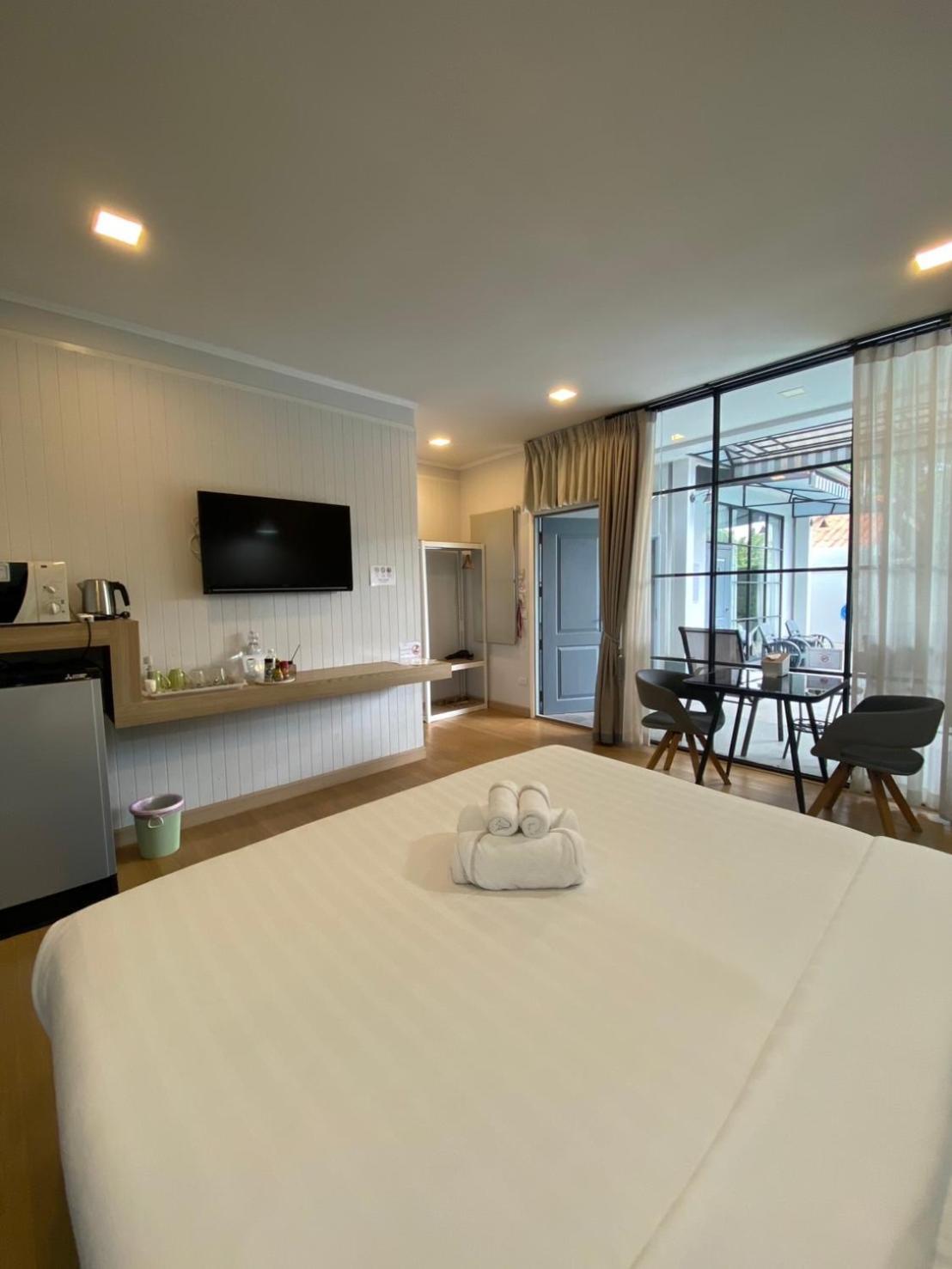 ลา ริว่า บูติคโฮเต็ล Hotel กำแพงเพชร ภายนอก รูปภาพ