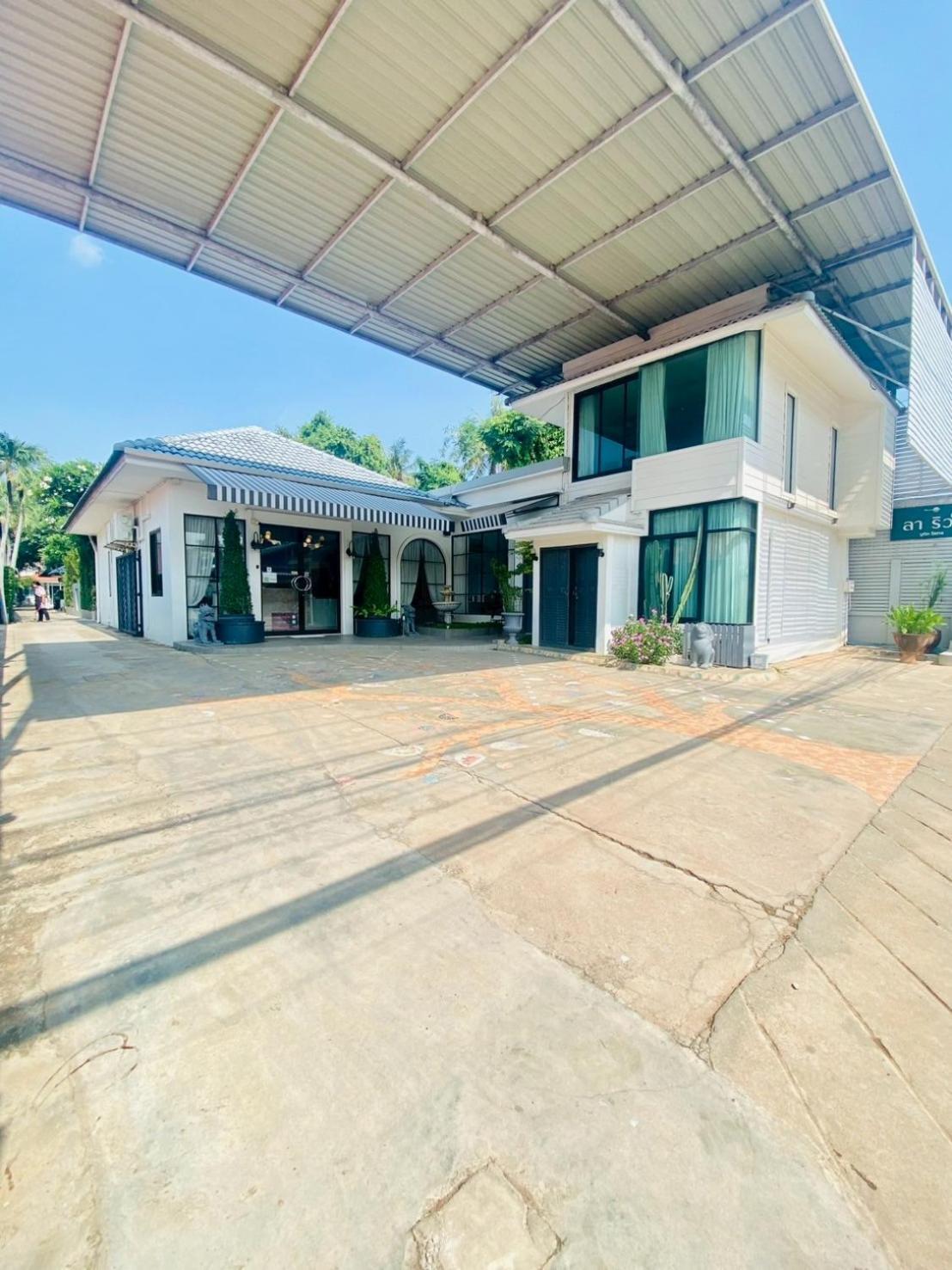 ลา ริว่า บูติคโฮเต็ล Hotel กำแพงเพชร ภายนอก รูปภาพ