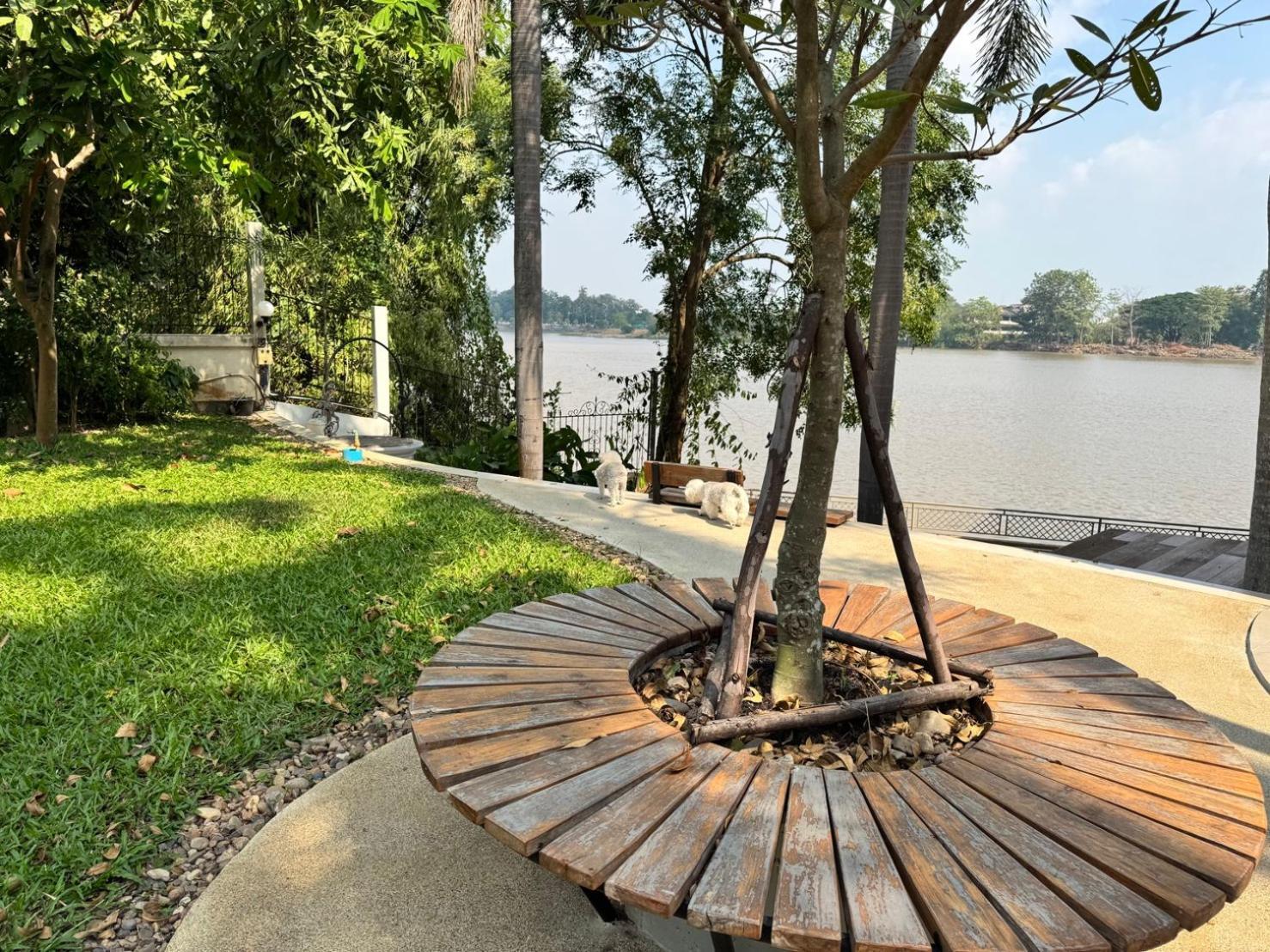 ลา ริว่า บูติคโฮเต็ล Hotel กำแพงเพชร ภายนอก รูปภาพ