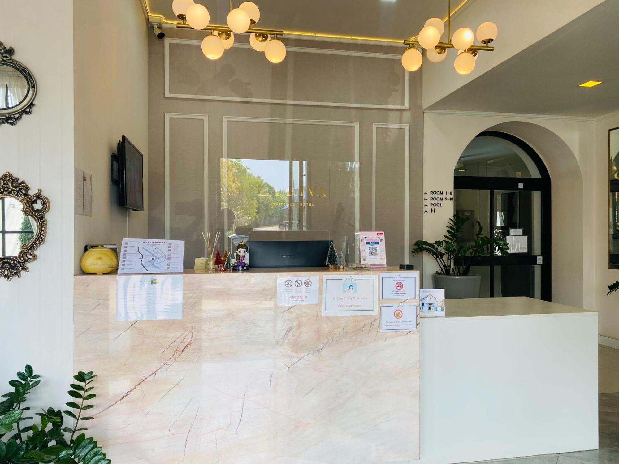 ลา ริว่า บูติคโฮเต็ล Hotel กำแพงเพชร ภายนอก รูปภาพ