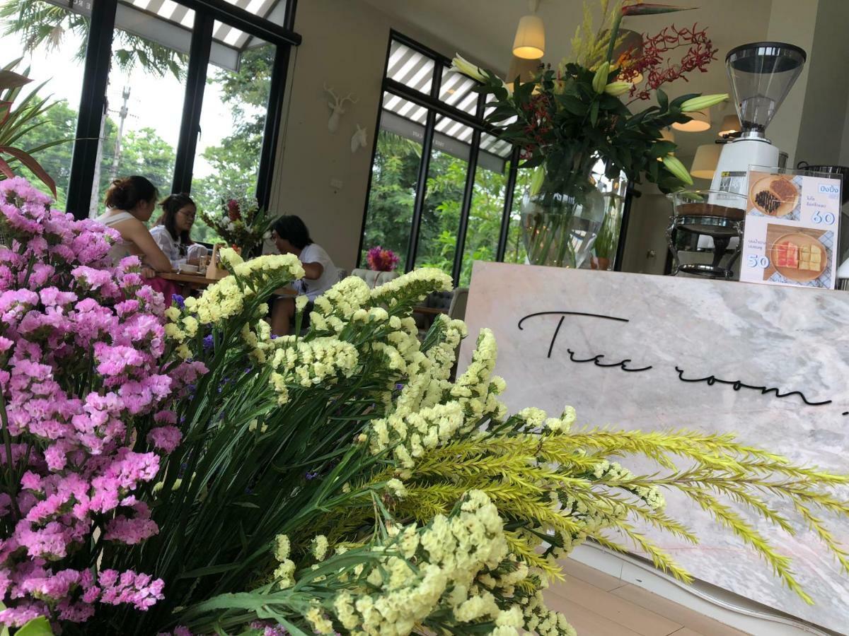 ลา ริว่า บูติคโฮเต็ล Hotel กำแพงเพชร ภายนอก รูปภาพ